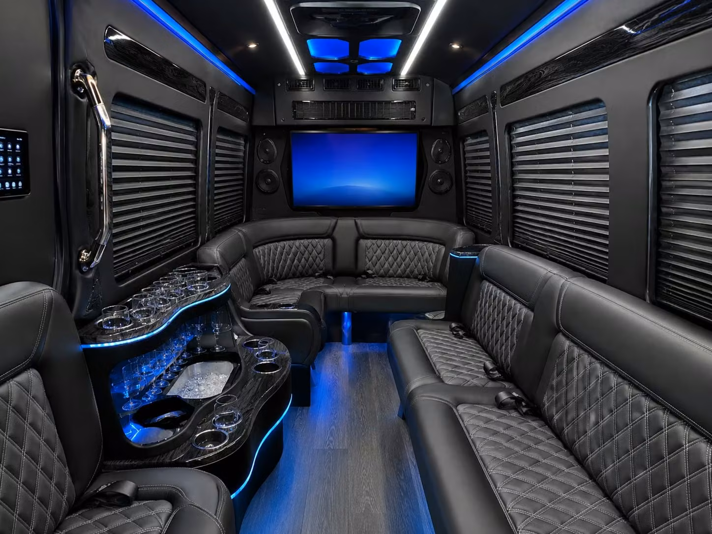 book reliable transportation for stem and interactive learning field trips