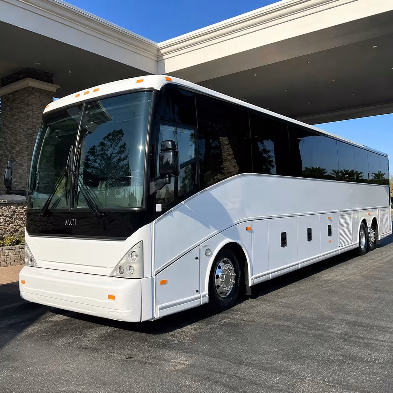 group airport shuttle service to minneapolis saint paul international airport