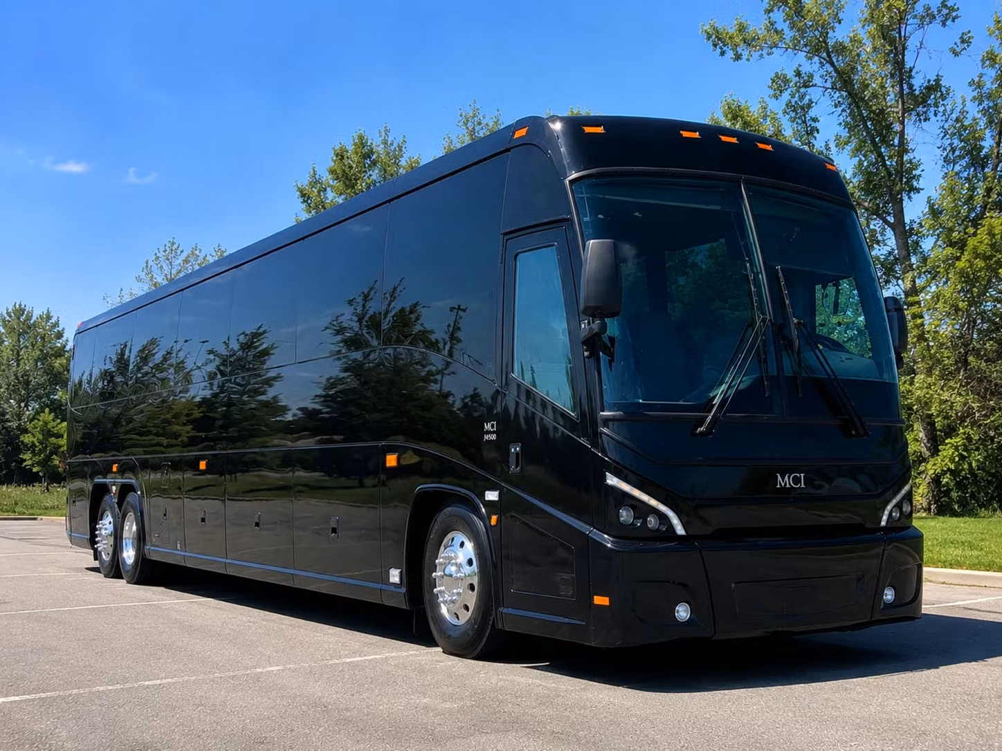 minneapolis corporate event shuttle services for teams of every size