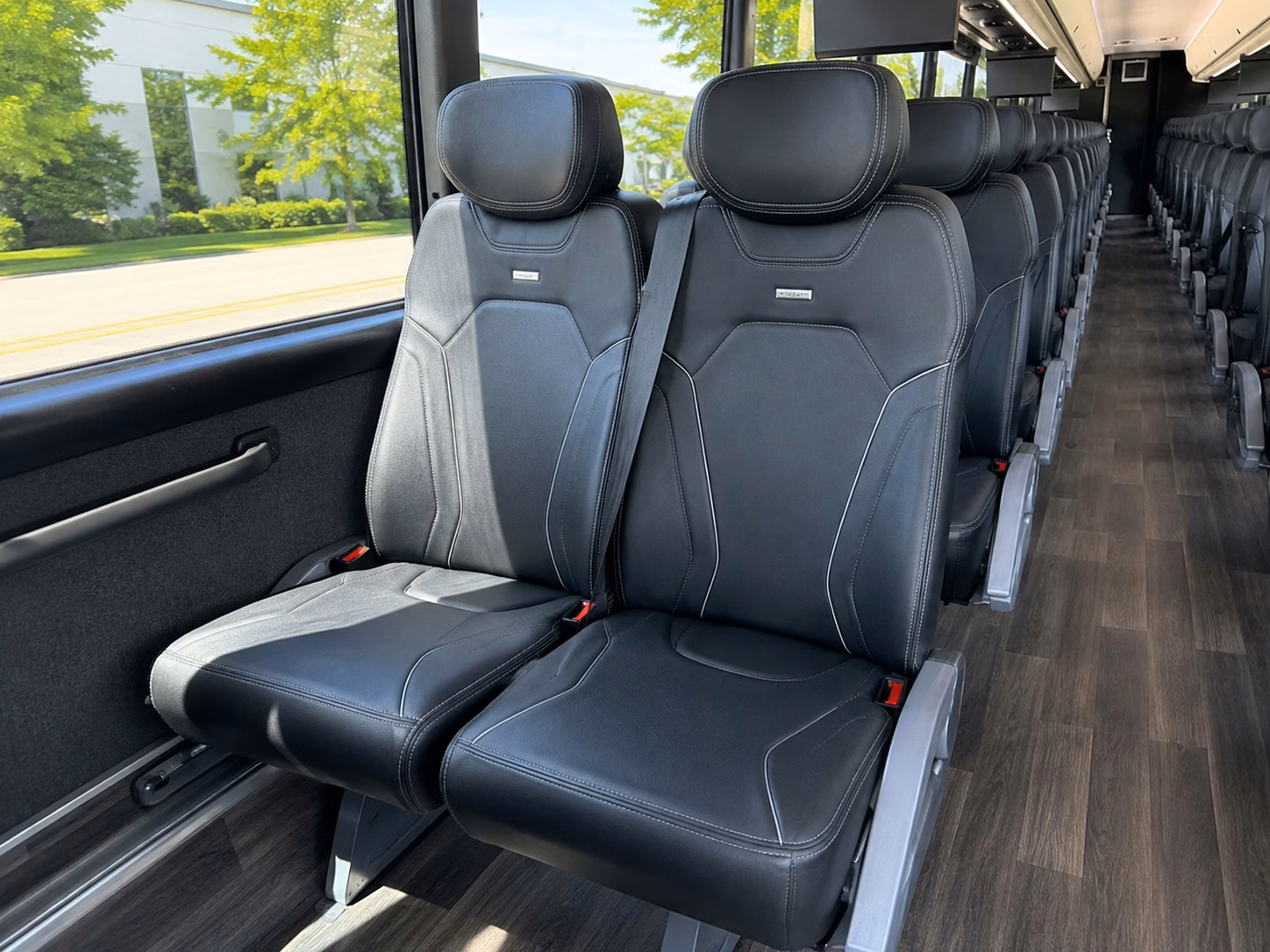 sporting event transportation in minneapolis and all the surrounding areas